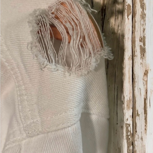 Hollister Women's Cream Denim Jacket - Picture 7 of 9